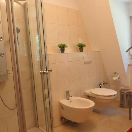 Apartment Weisses-haus-am-kurpark-fewo-waldblick Quedlinburg